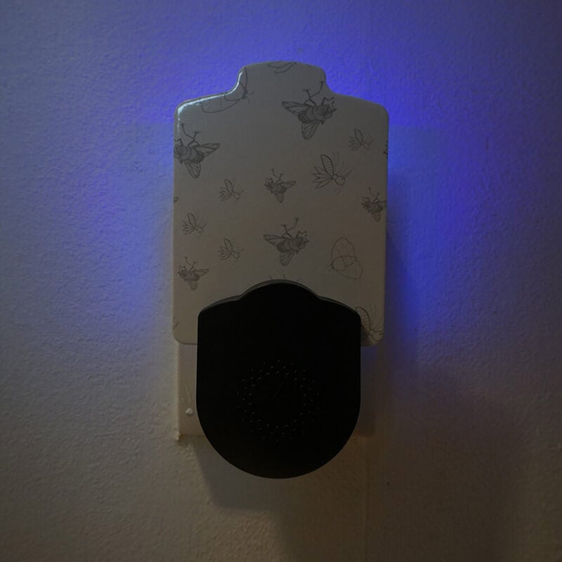 Insektsfälla UV-driven med klisterark Svart UV